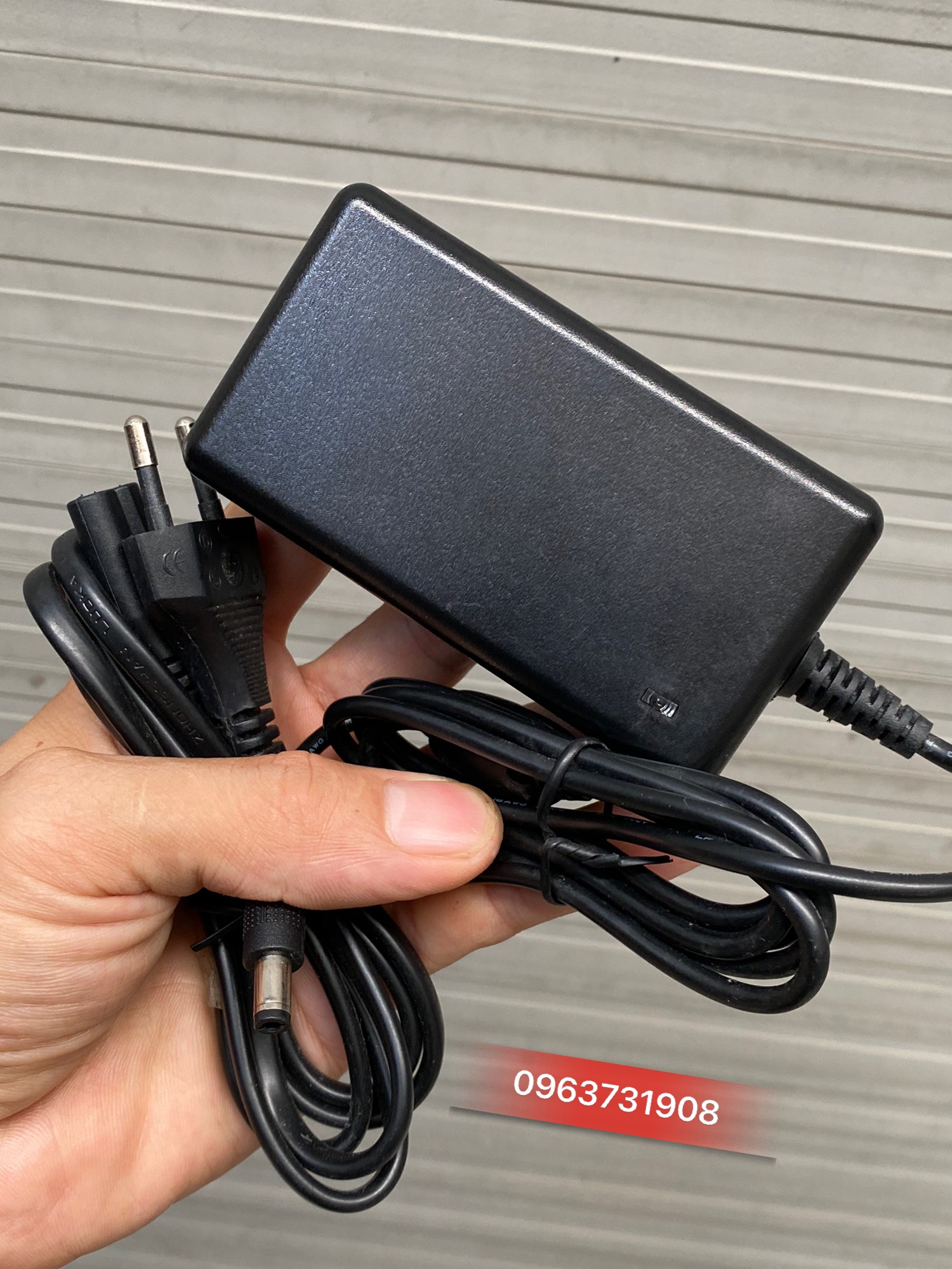 Bộ nguồn 9V 5A chuẩn Samsung cung cấp