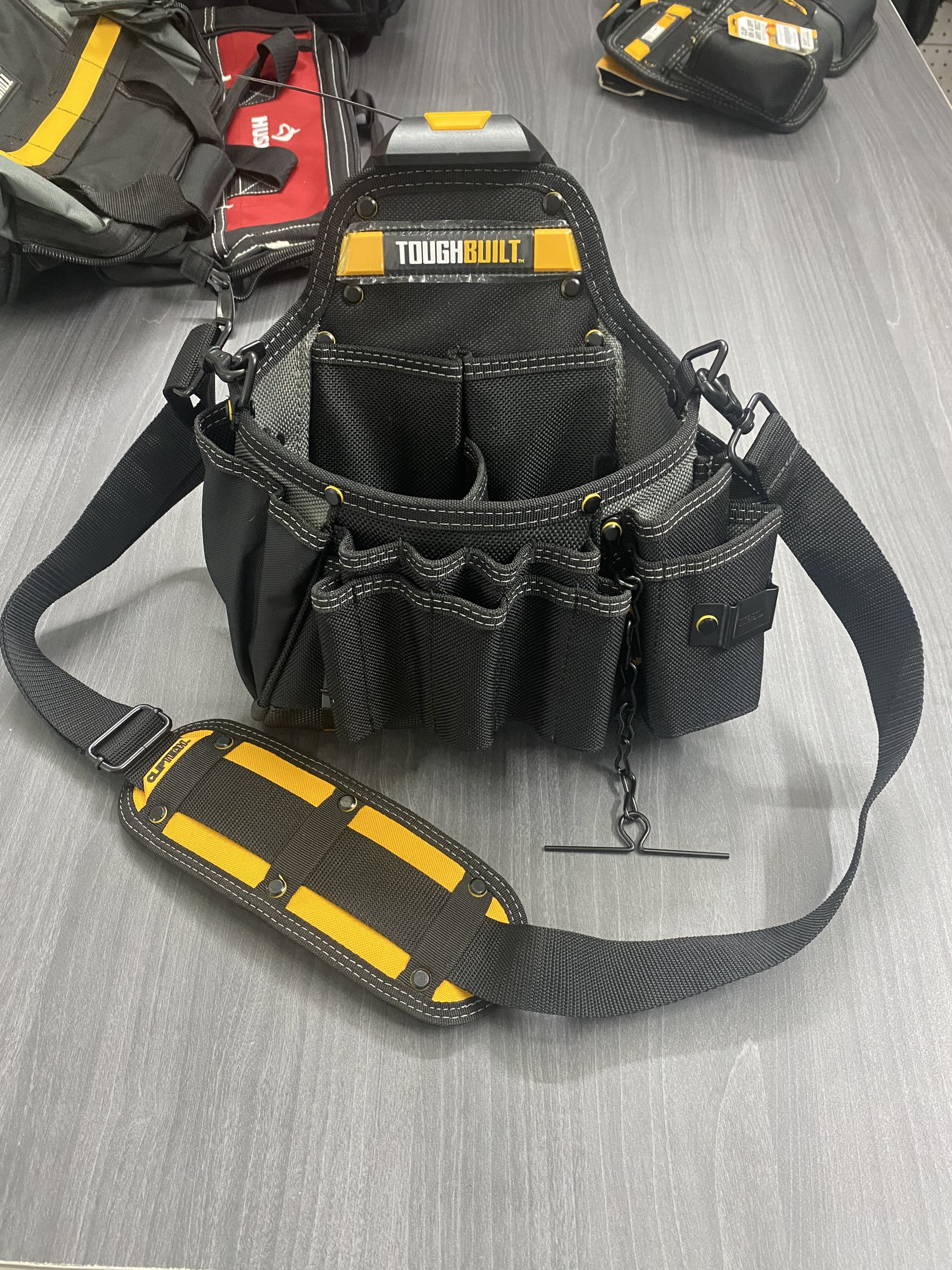 Túi đồ nghề Toughbuilt TB-CTP-01104B