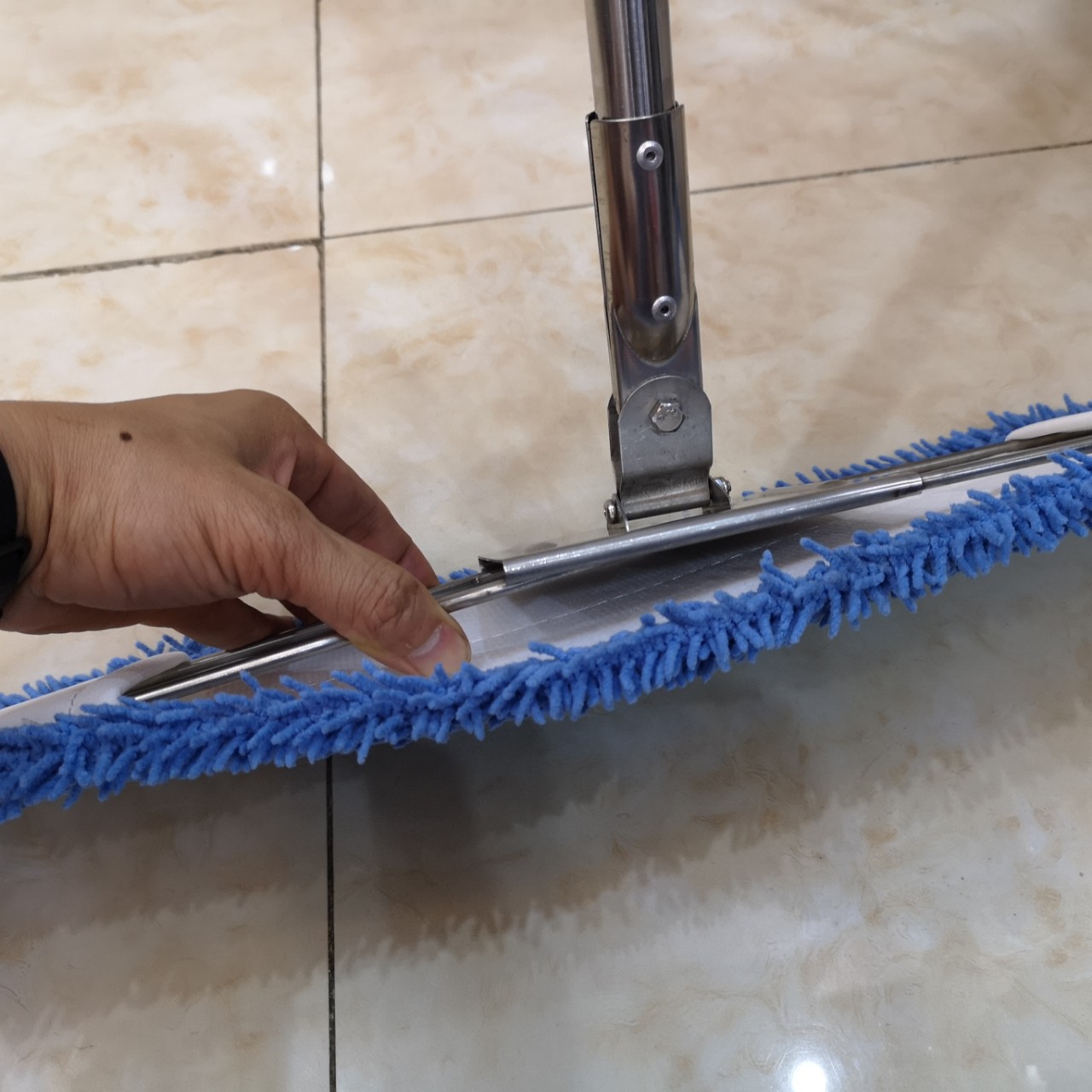 Cây lau nhà cán tăng đơ 60cm