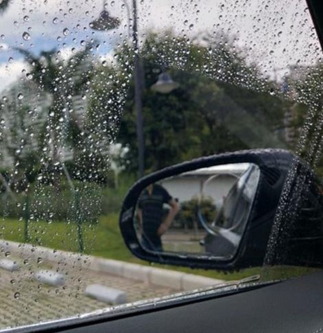 Miếng Dán Chống Đọng Nước Kính Bên Ô tô