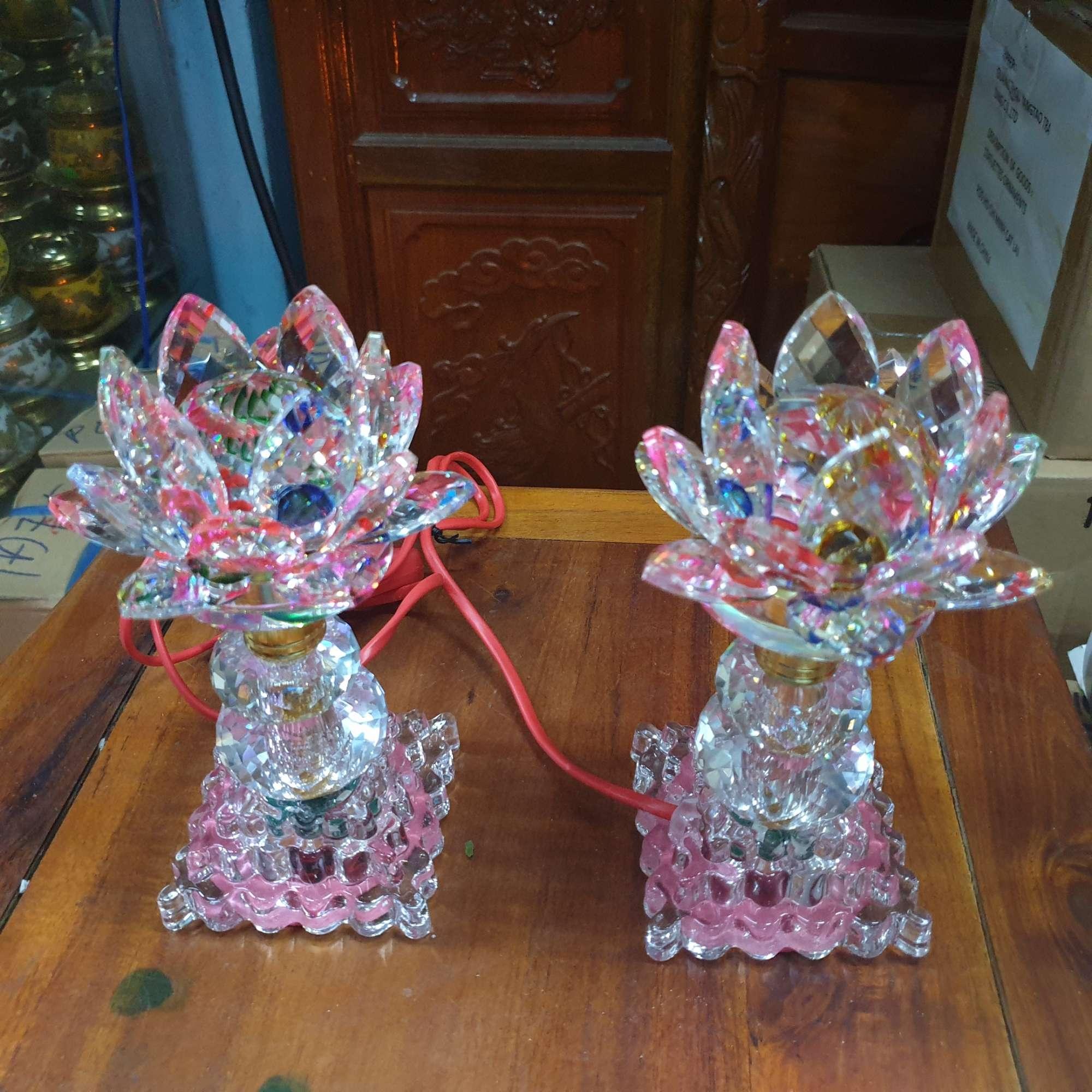 Cặp đèn thờ đá pha lê cao cấp tự động đổi 7 màu cao 18 cm