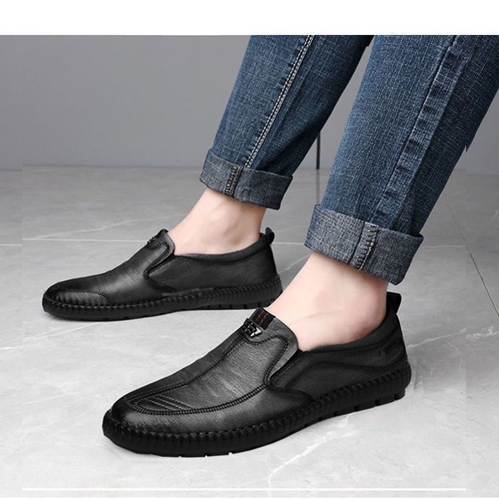 Pu Leather Men's Loafers with E3 Logo in Classic Color
