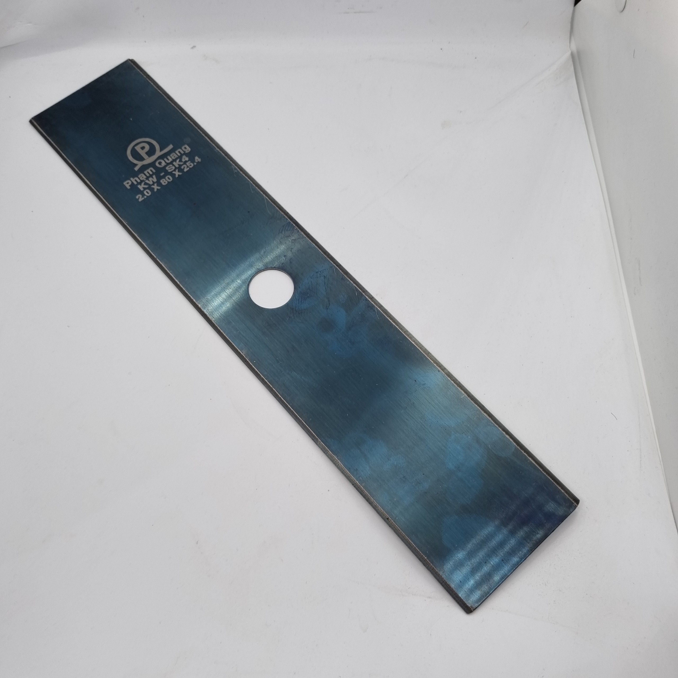 Dao cắt cỏ PHẠM QUANG dài 40cm, lỗ trục 25.4mm