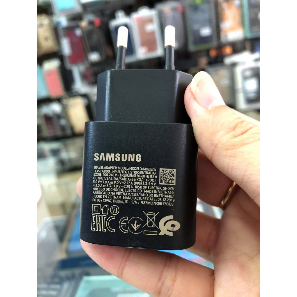 Samsung Galaxy S21 ultra fast-charging 25W adapter