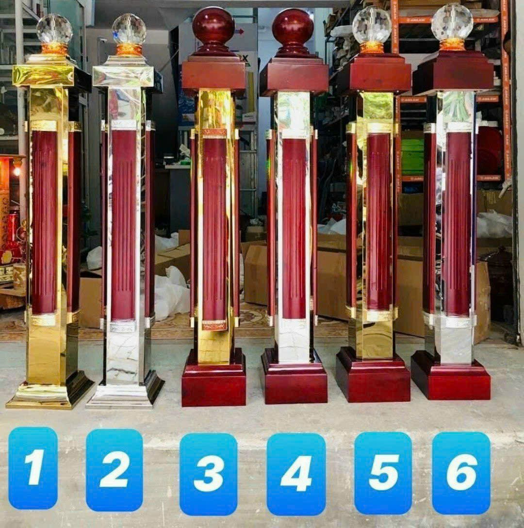 TRỤ CÁI CẦU THANG MẠ VÀNG ĐẦU THỦY TINH