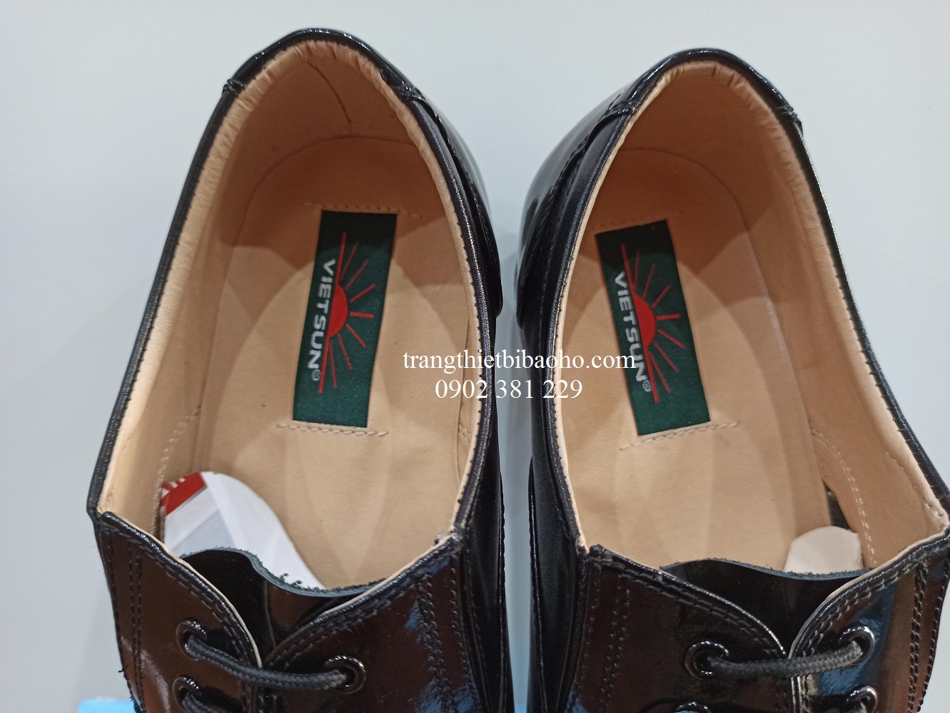 Giày bảo vệ đen Tướng da bóng VS-020