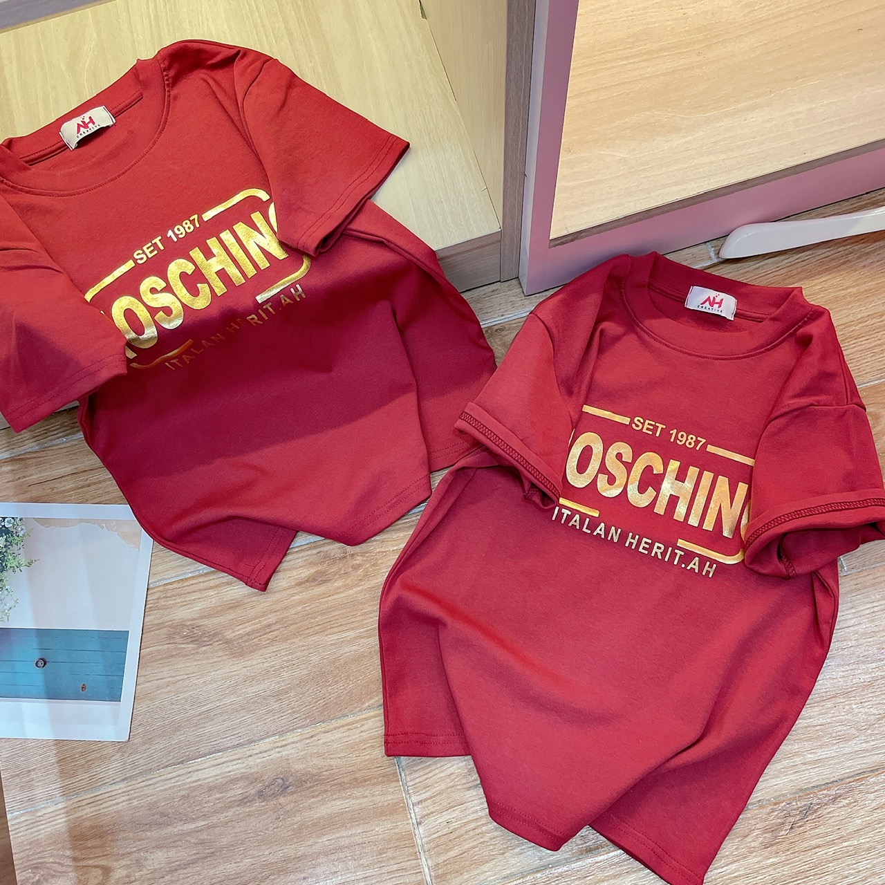 Áo thun babytee dáng ôm nữ phối chữ nhũ ( babytee Nhũ )