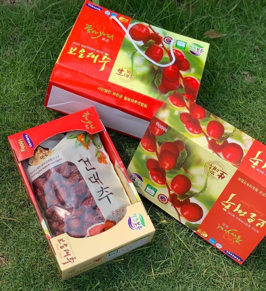 Táo đỏ hàn quốc kèm túi xách giấy 1kg