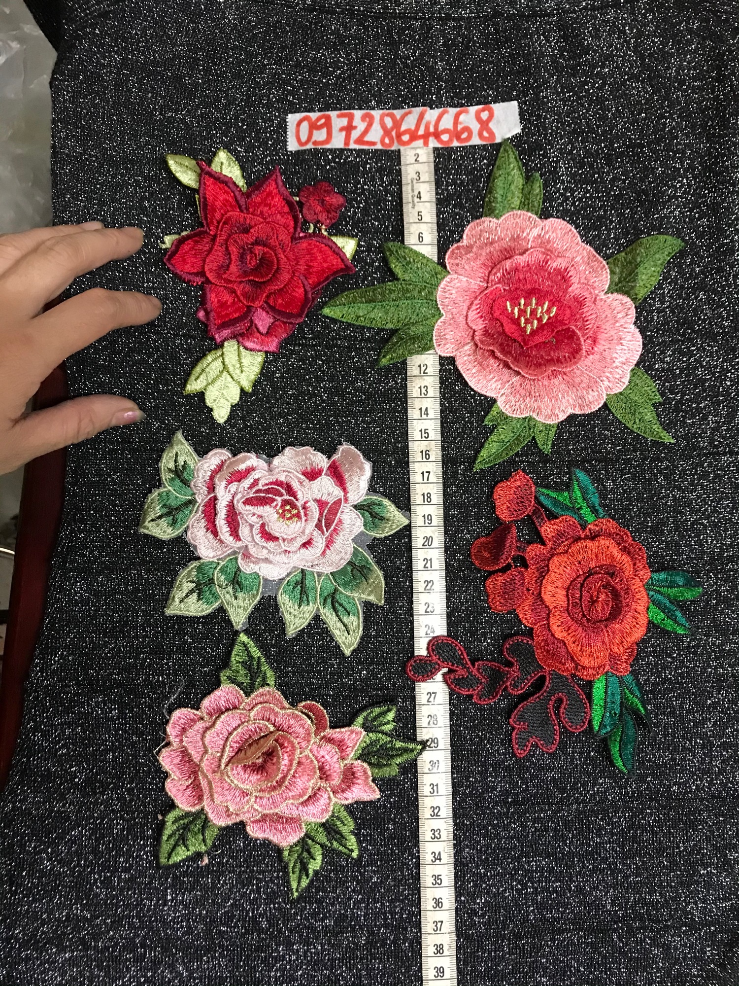 05 bông hoa thêu 3D H17