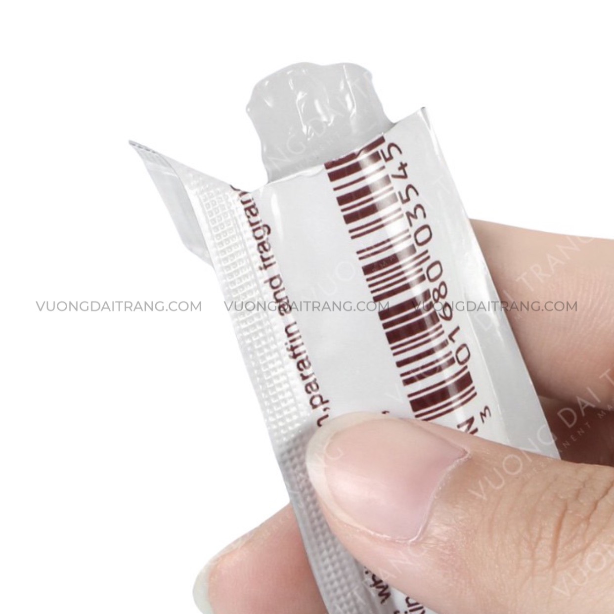 Dưỡng gói mày môi vitamin A + D