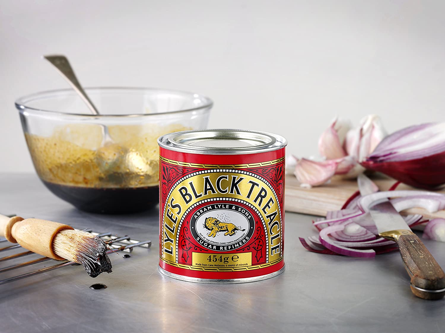 Siro Mật Đường Đen Lyles Black Treacle 454g