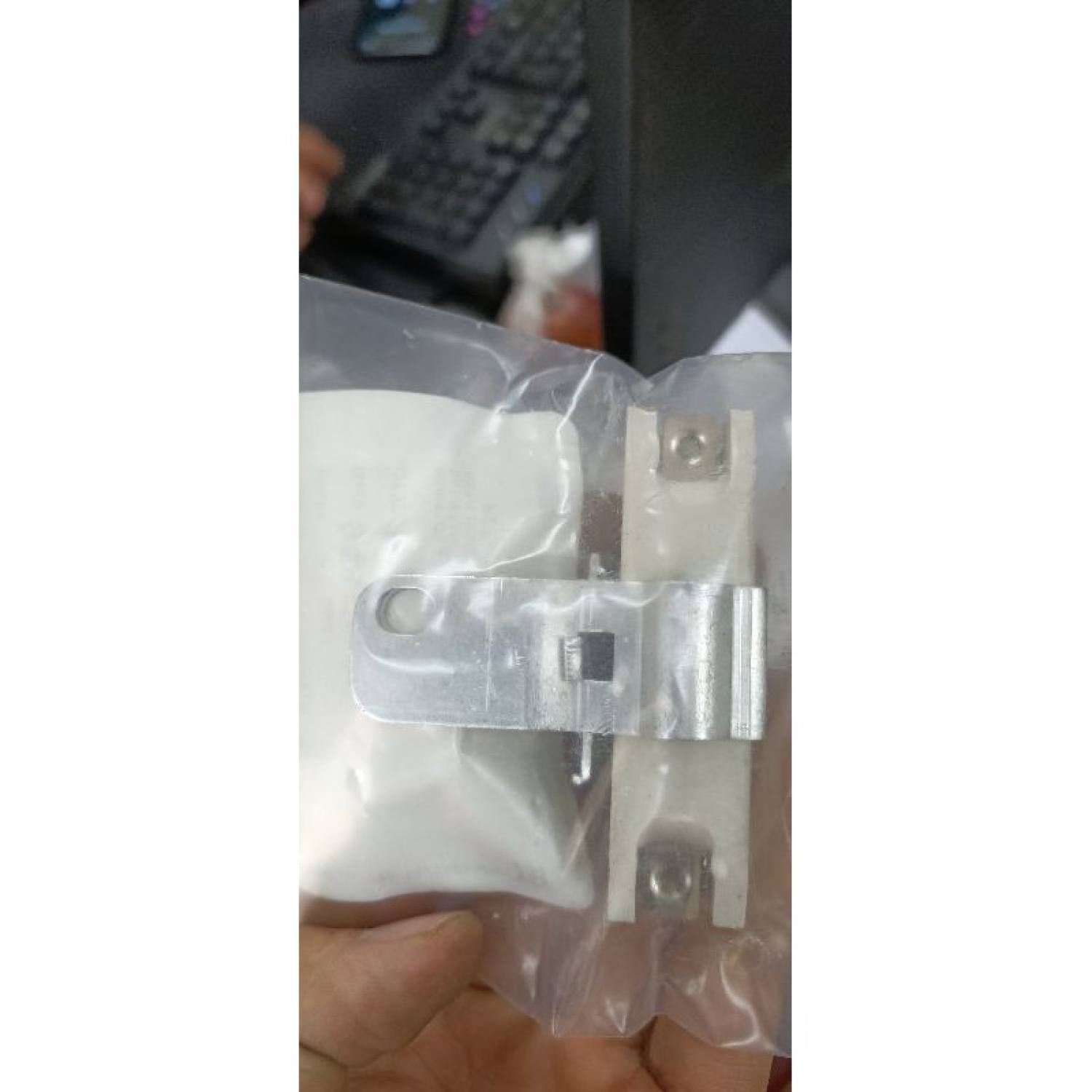 Trở quạt dùng cho xe matiz 2,3,lacetti,gentra,.. 94812213