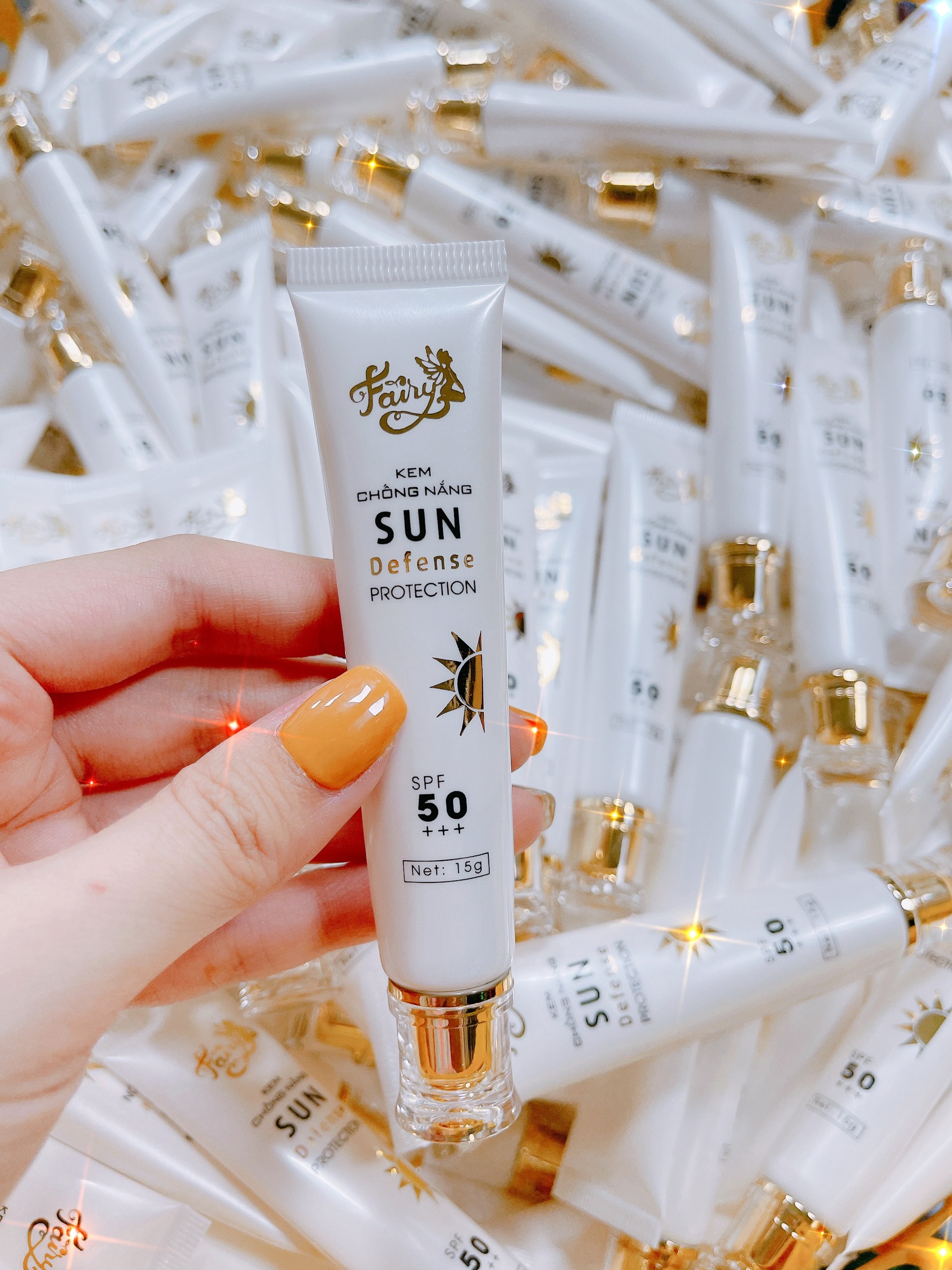 KEM CHỐNG NẮNG FAIRY Size Mini 15Gram có nâng tông nhẹ nhàng