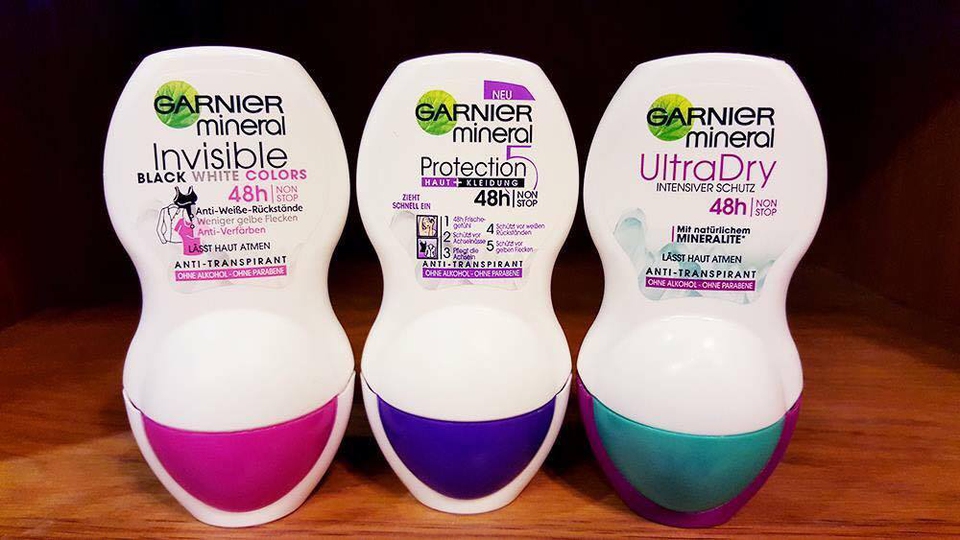 Lăn khử mùi cho nữ Garnier Đức