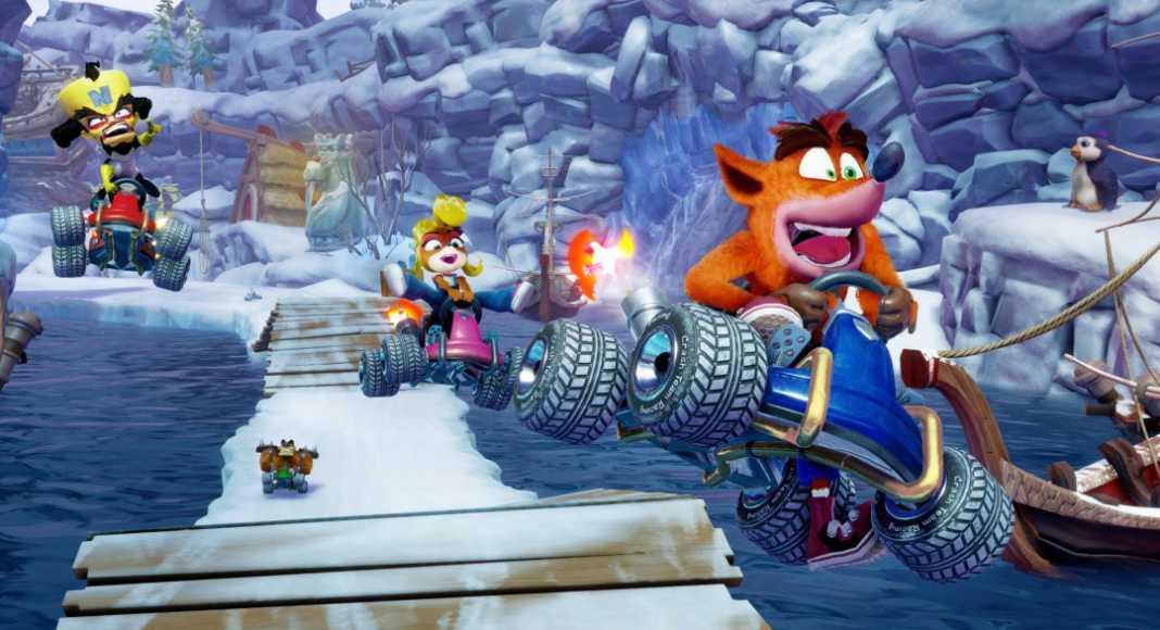 Đĩa Game PS4: Crash Team Racing Nitro Fueled