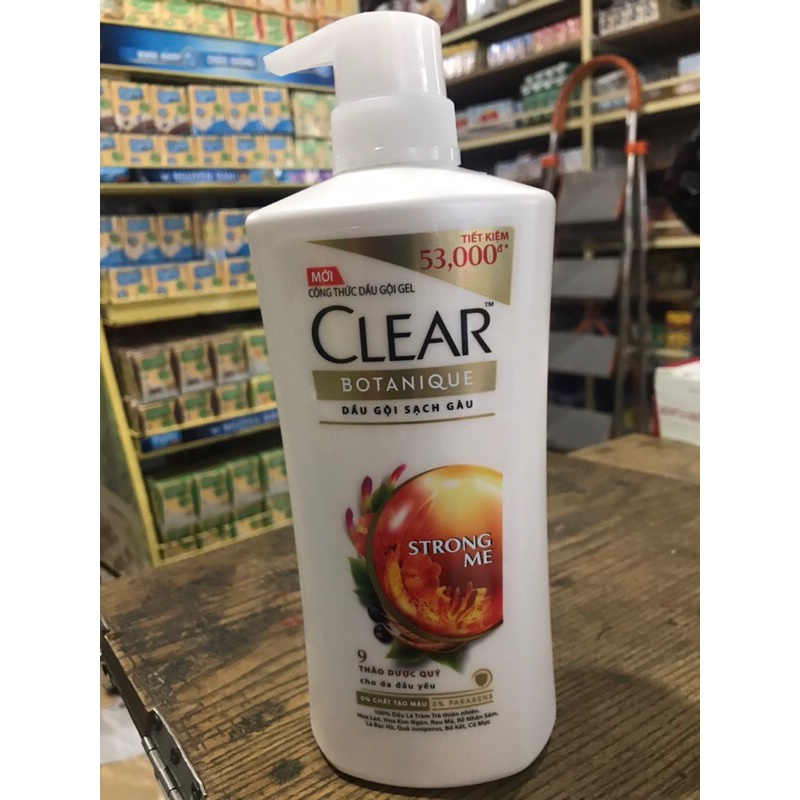 Dầu Gội Sạch Gàu CLEAR Thảo Dược 630gr