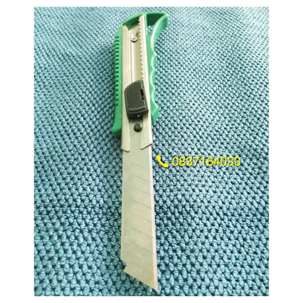12 Dao rọc giấy BerryLion bản 18mm