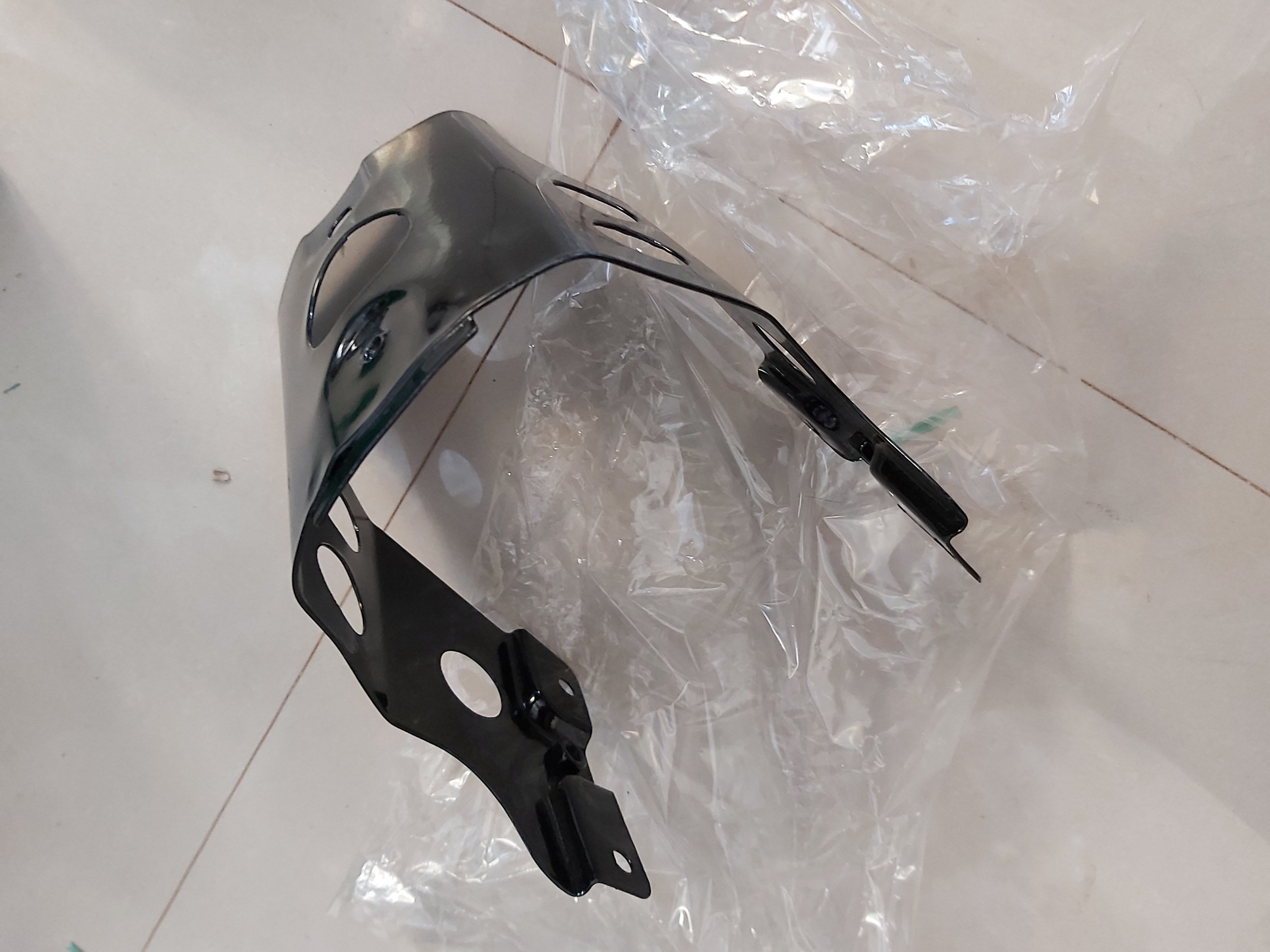 Pát sắt lắp mặt nạ cub 78 81 82 86