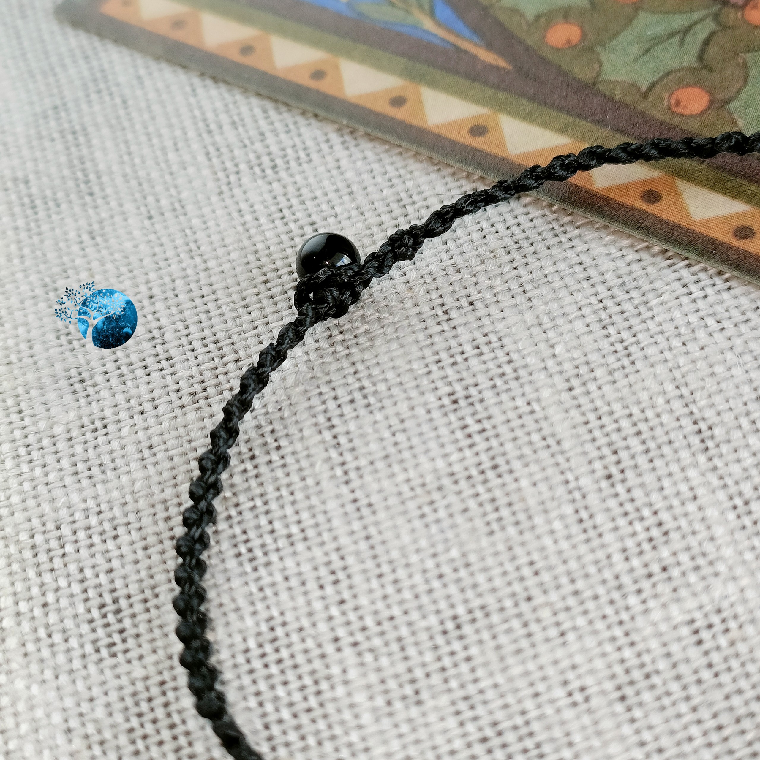 Vòng tay tết dây đá golden obsidian