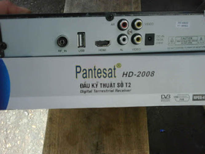 Đầu kỹ thuật số DVB-T2 Pantesat HD-2008