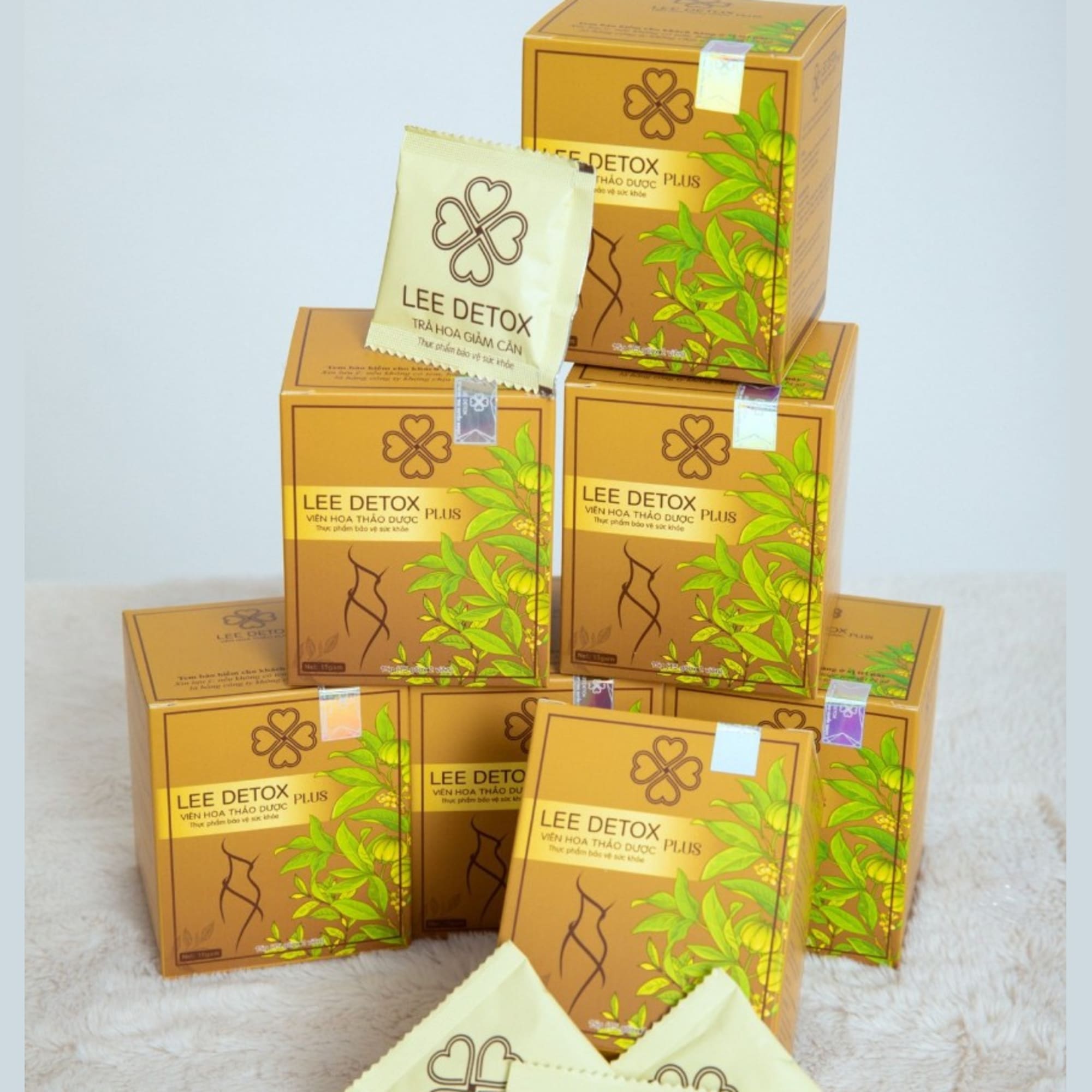 Trà Hoa Thảo Dược Giảm Cân Lee Detox (30 viên)