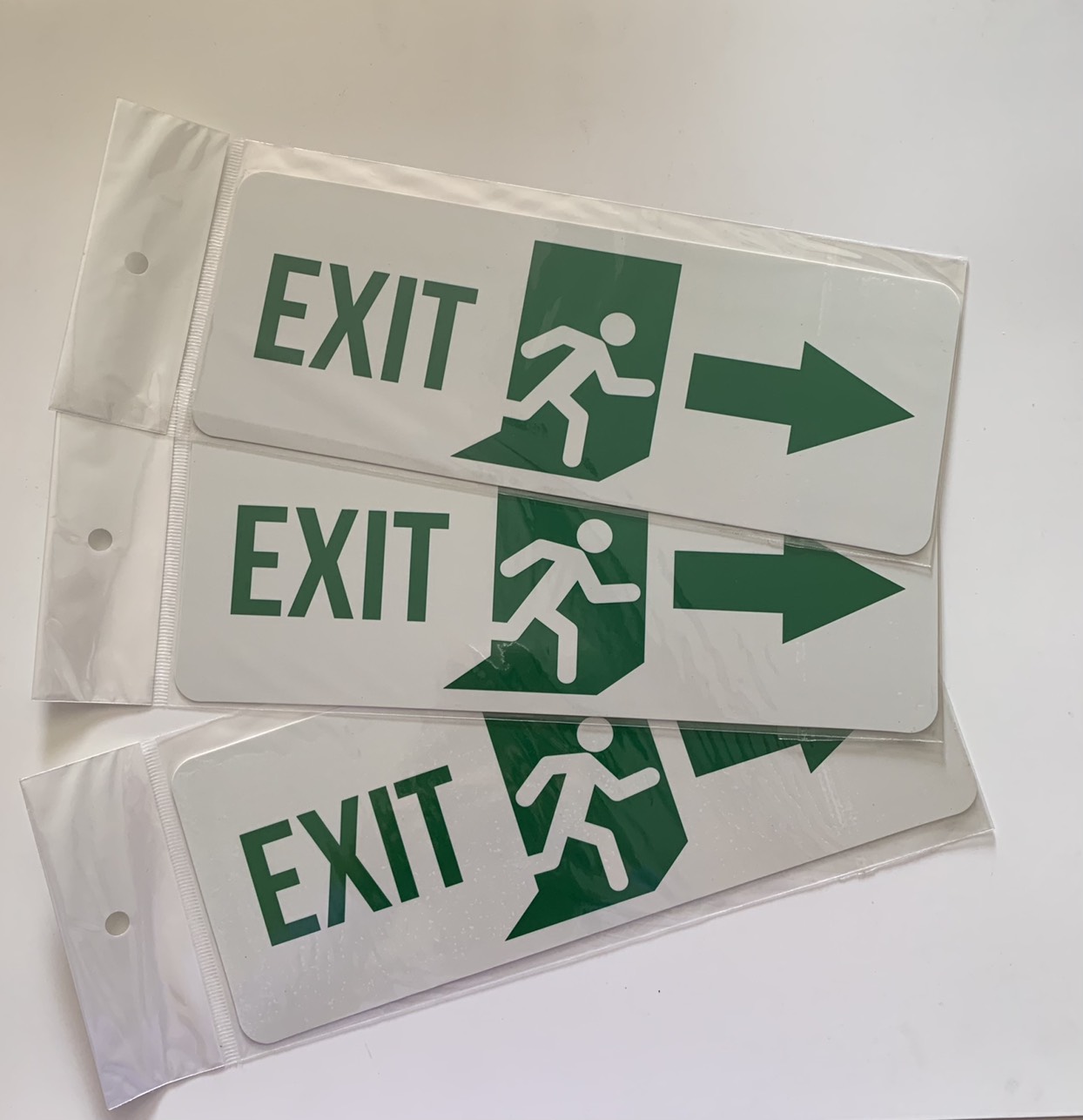Biển Báo Chỉ Dẫn Lối Ra Phải ,  EXIT Phải  , EXIT Trái 10Cm * 26.5Cm