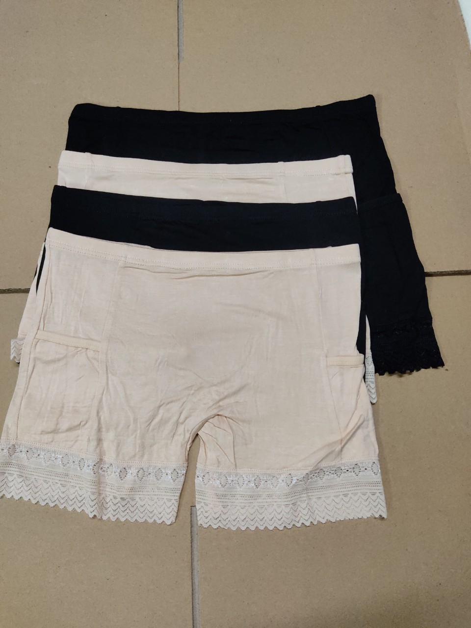 Quần đùi cotton mặc trong váy có túi