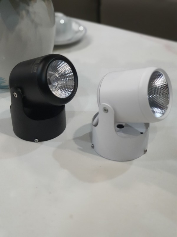 Bảng giá Đèn nhôm rọi tường đơn 10w ánh sáng vàng