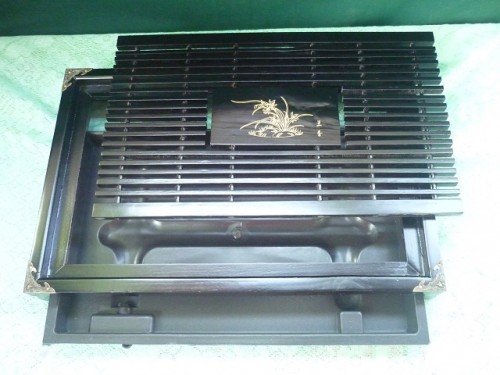 Khay gỗ nẹp đồng đẹp