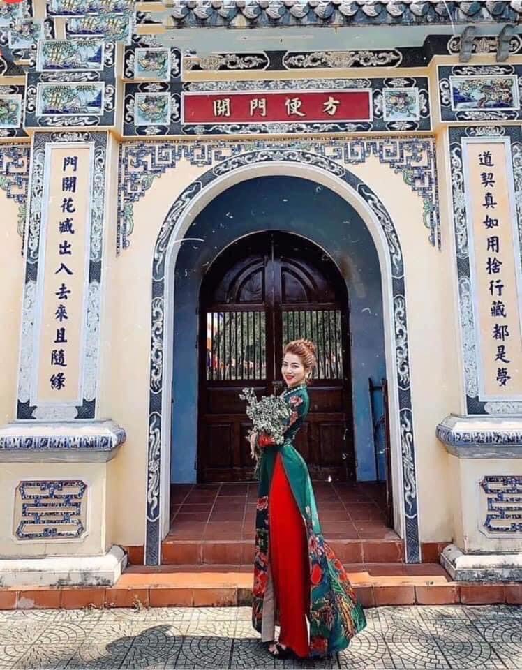 ÁO dài lụa vân gỗ in nổi cao cấp siêu rẻ