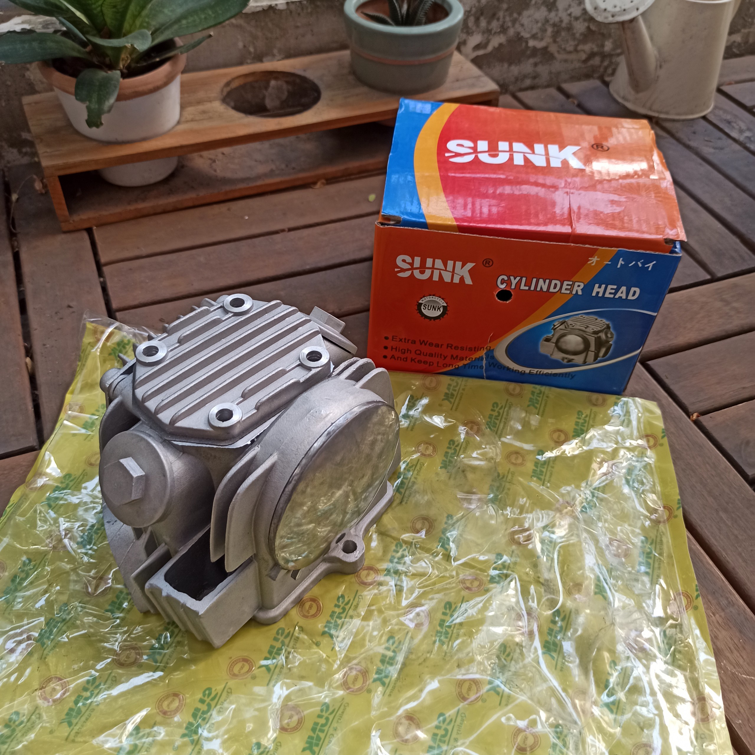 Cylinder head for Honda dream, wave 110 brand SUNK