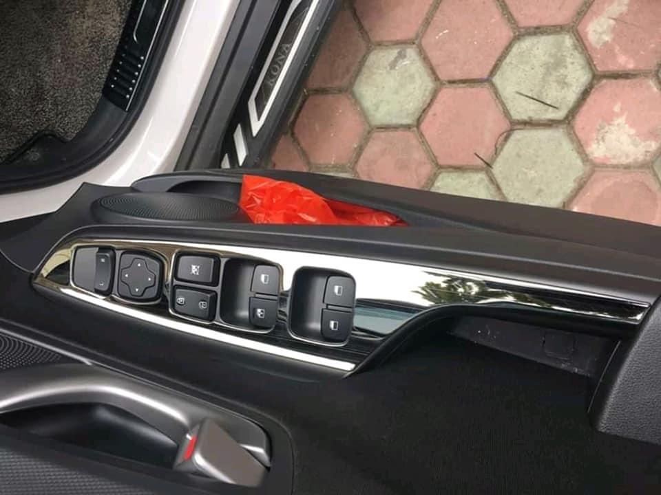 Ốp trang trí nội thất Hyundai Kona