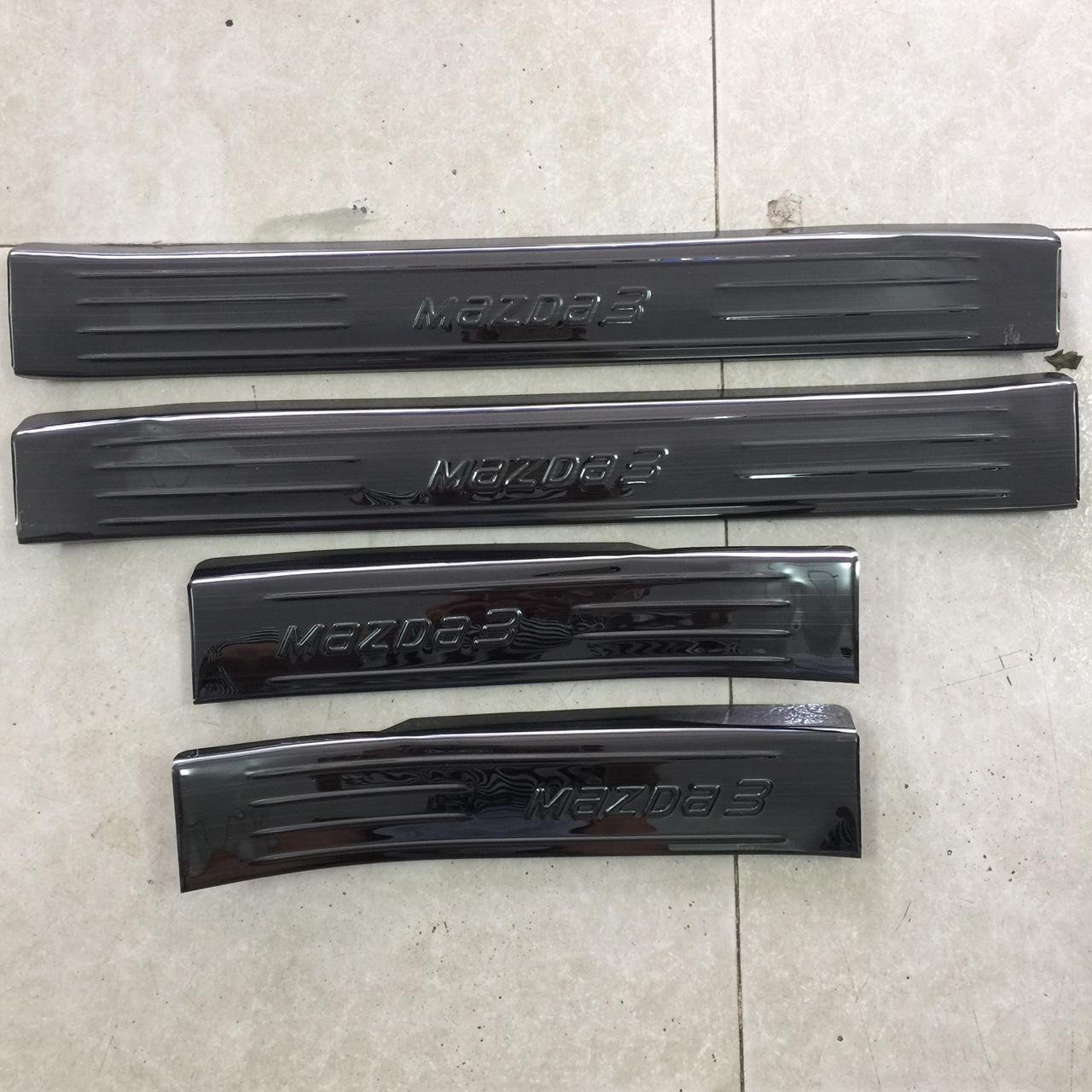 ỐP BẬC TRONG TITAN THEO XE MAZDA 3 2015 - 2018