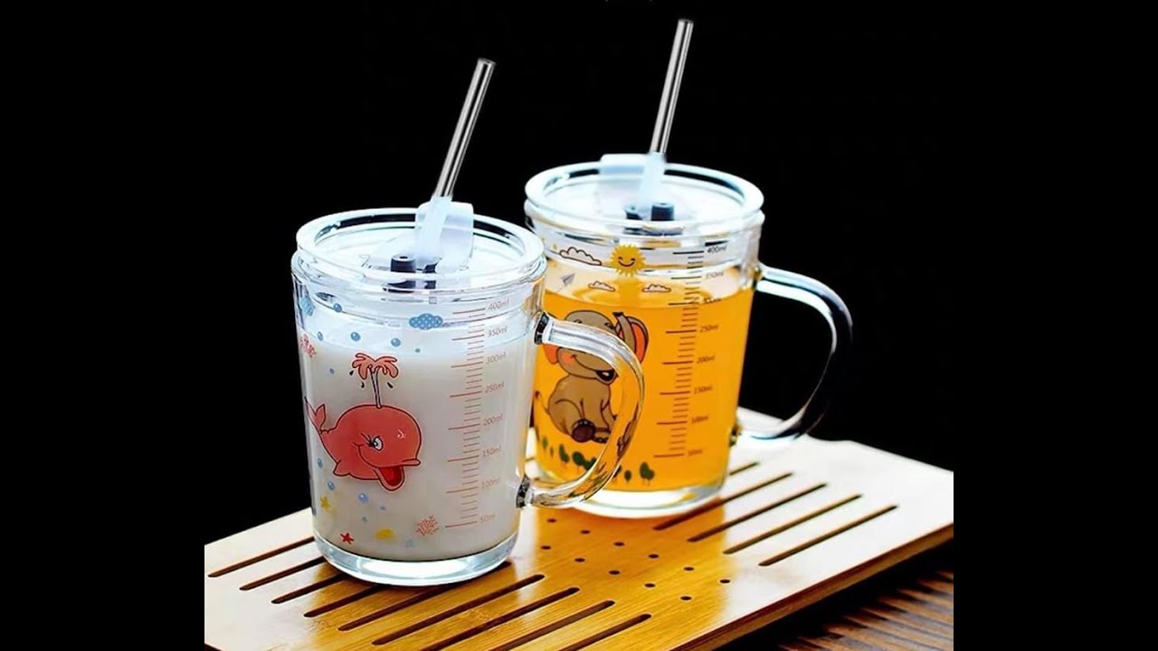 Ly thuỷ tinh chia vạch 350ml [CHỊU NHIỆT, ĐONG SỮA, CÓ ỐNG HÚT, NẮP ĐẬY KÍN]