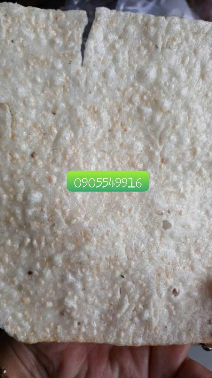 bánh tráng gạo mè