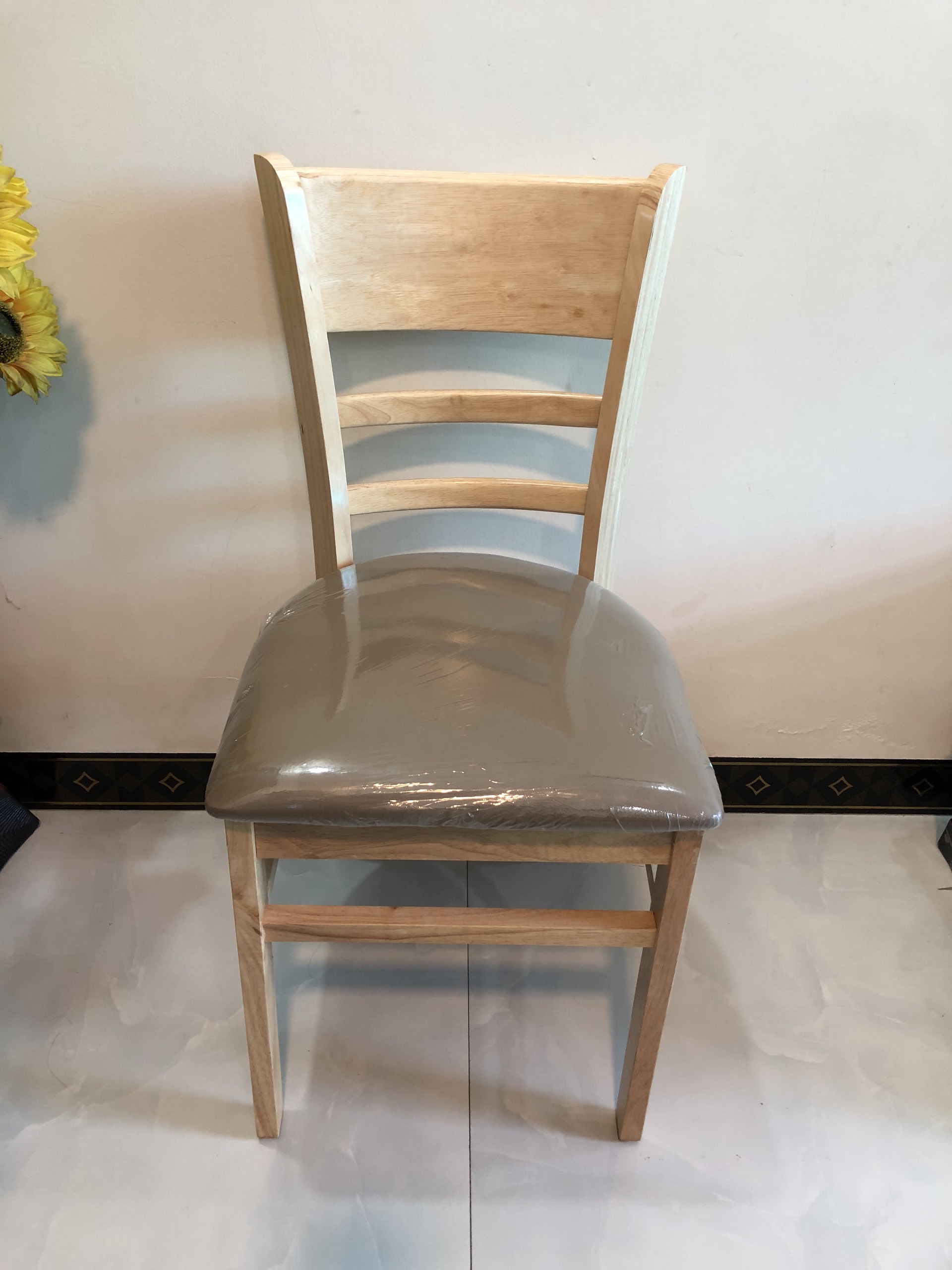 Ghế cabin , ghế ăn, ghế làm việc gỗ tự nhiên, ghế gỗ