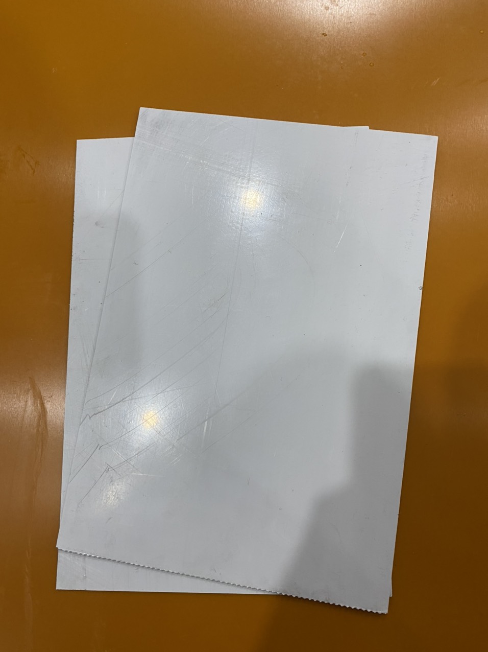 Tấm nhựa phẳng PVC dày 2mm (có nhiều kích thước)