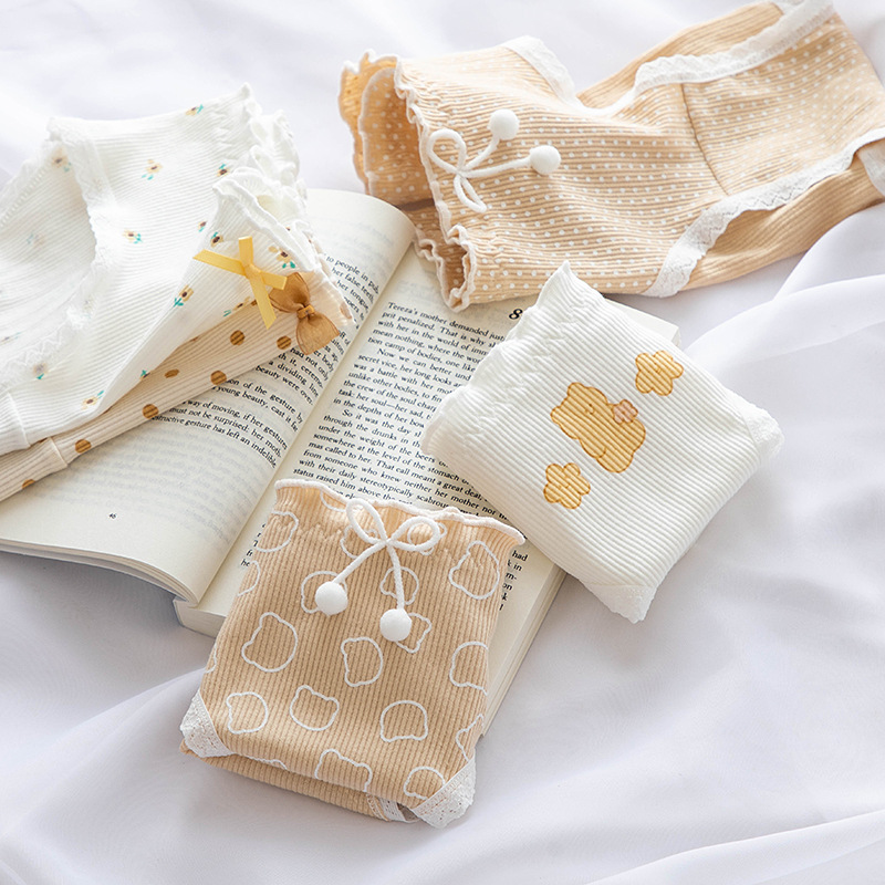 Quần Lót Nữ Cotton Trà Sữa Chấm Bi Ngang Eo ( Q060 ).