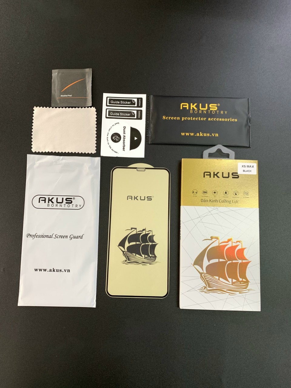 Kính cường lực iphone akus - Hàng chính hãng