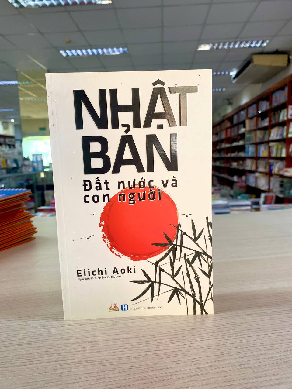 Sách - Nhật Bản - Đất Nước Và Con Người-Vanlangbooks