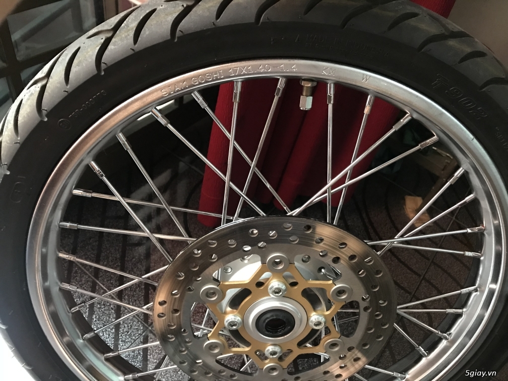 căm X1R chính hãng đủ size( 2 bánh)