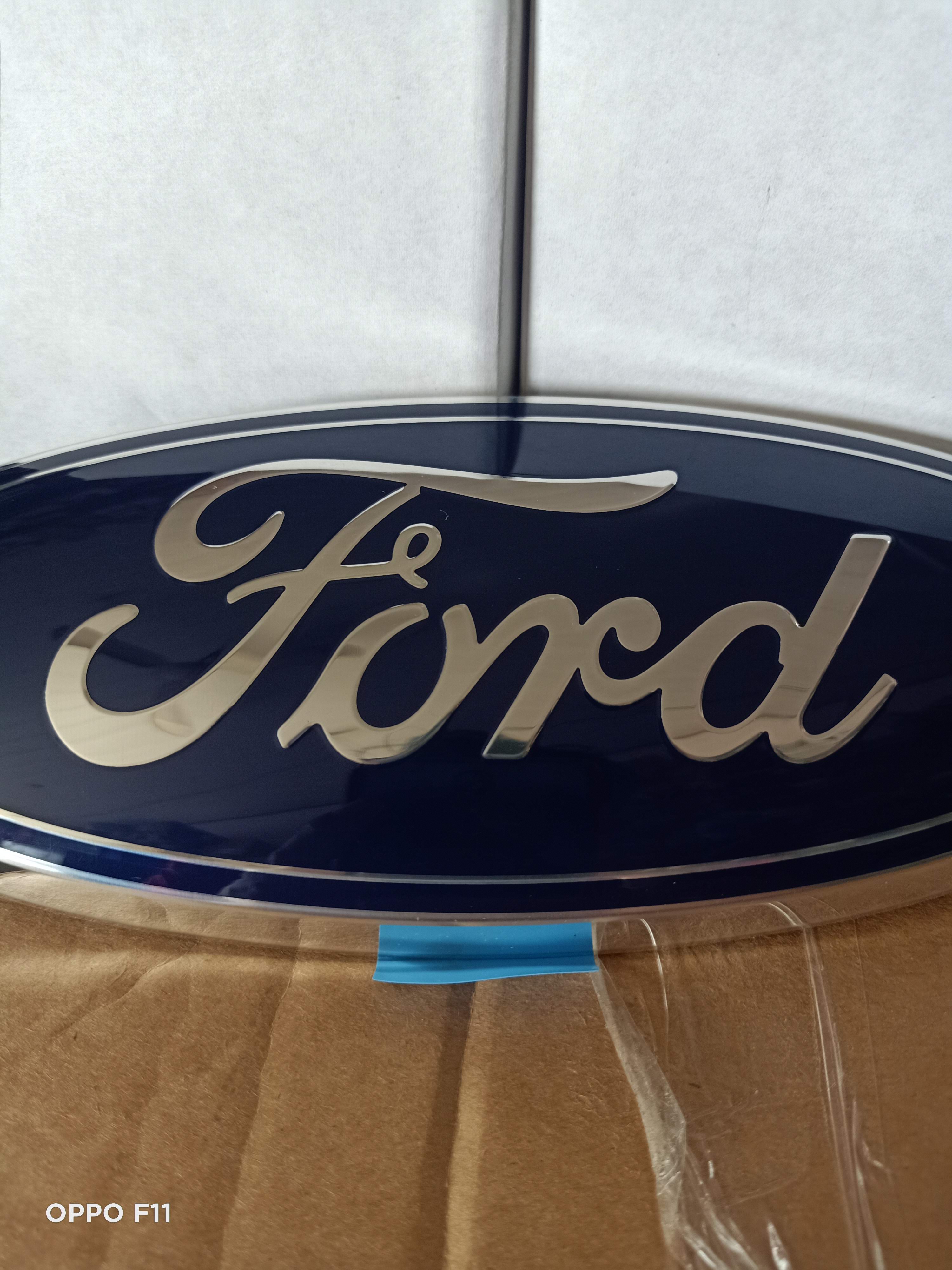 LOGO Trước Xe FORD TRANSIT Đời 2003 - 2008 Chính Hãng