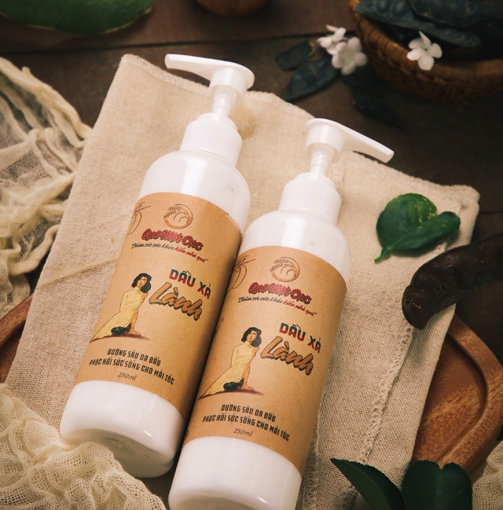 [HCM]DẦU XẢ LÀNH ORGANIC hiệu QUÊ 1 CỤC 250ML