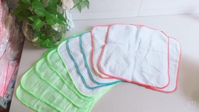 [HCM]Combo 10 tấm lót chống thấm doremon viền vắt sổ