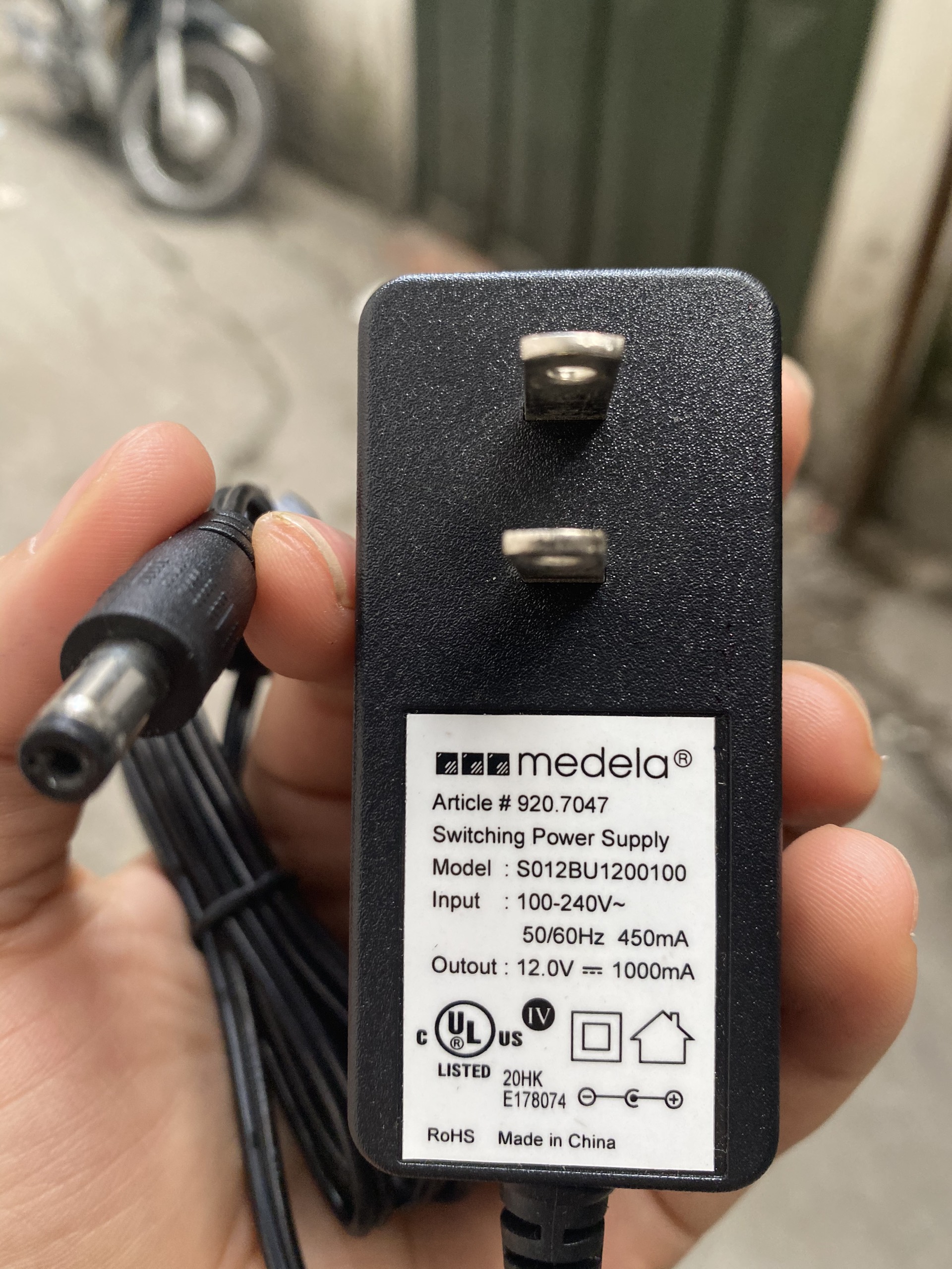 Nguồn máy hút sữa Medela Freestyle