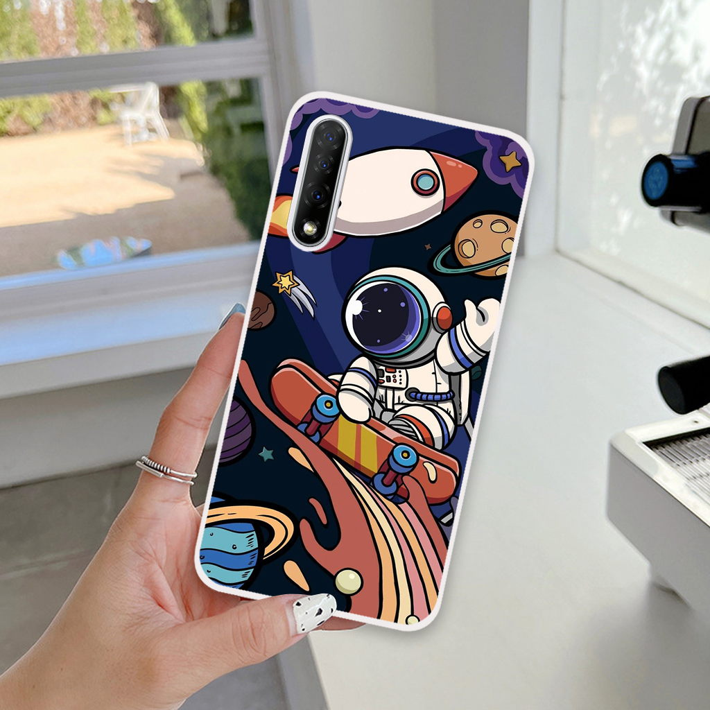 Ốp lưng Vsmart Live hình vũ trụ, phi hành gia astronaut độc đáo