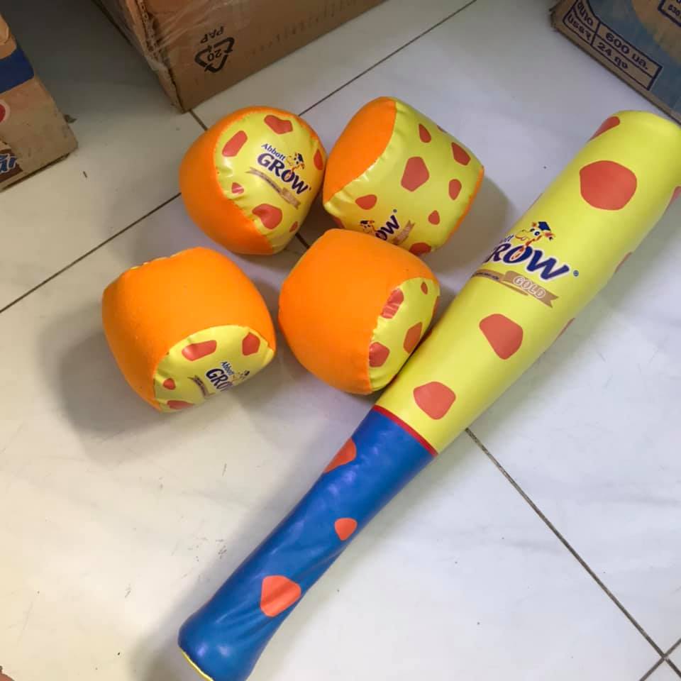 Bộ bóng chày năng động cho bé