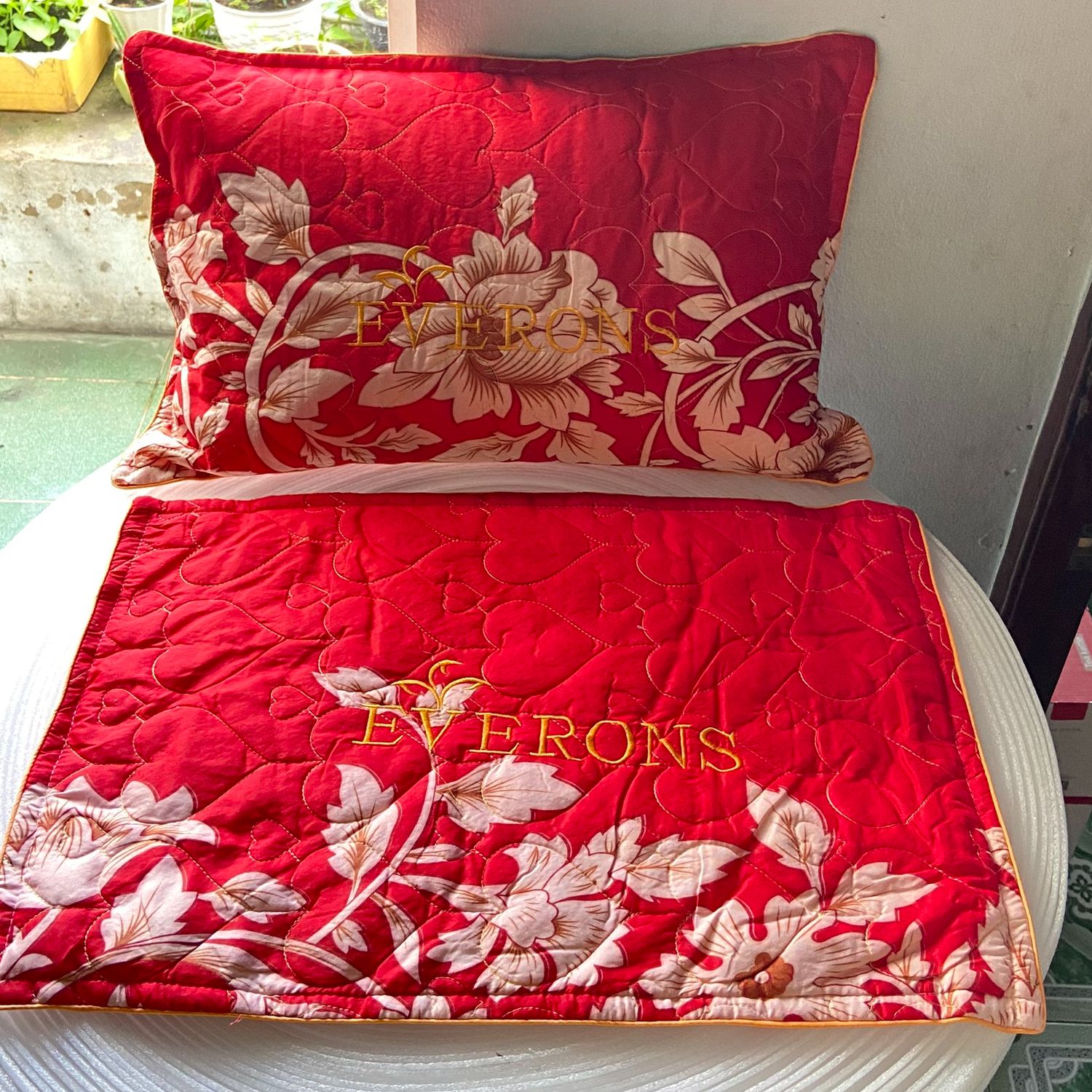 [Flash sale] one pair of quilt cover (size 45x65cm) with ultra-quiet quilt-letter embroidery-solid line-delicate