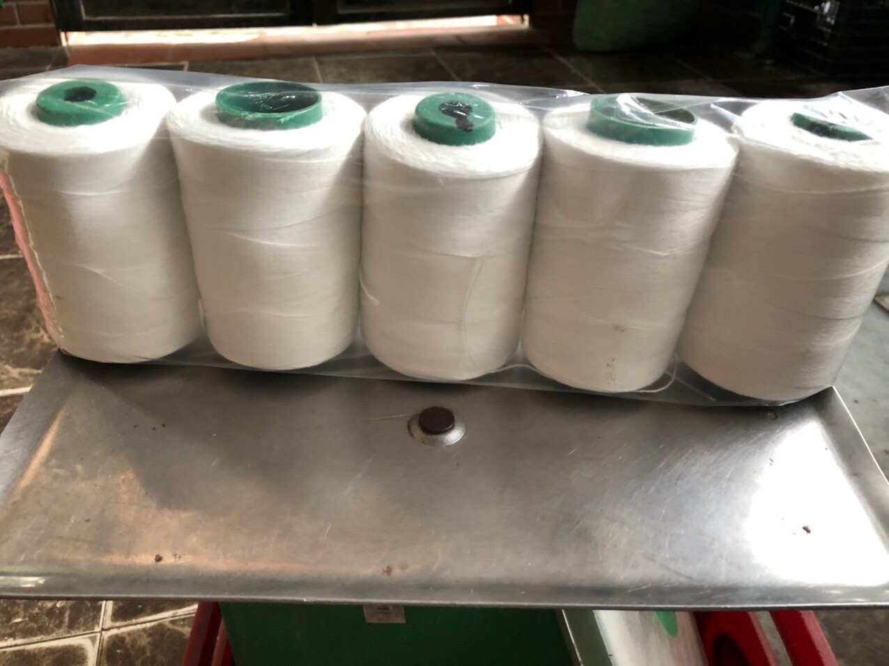 Combo 10 cuộn chỉ may bao bì, tải dứa, xi măng