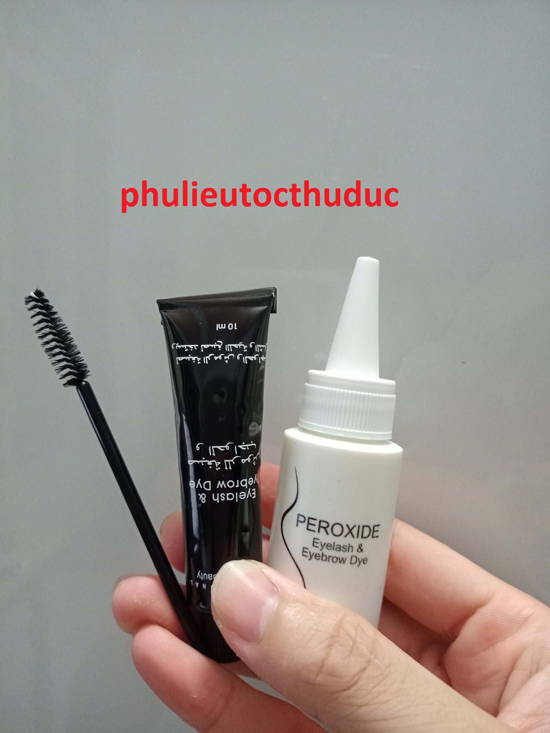 Kem nhuộm đen mi - phulieutocthuduc